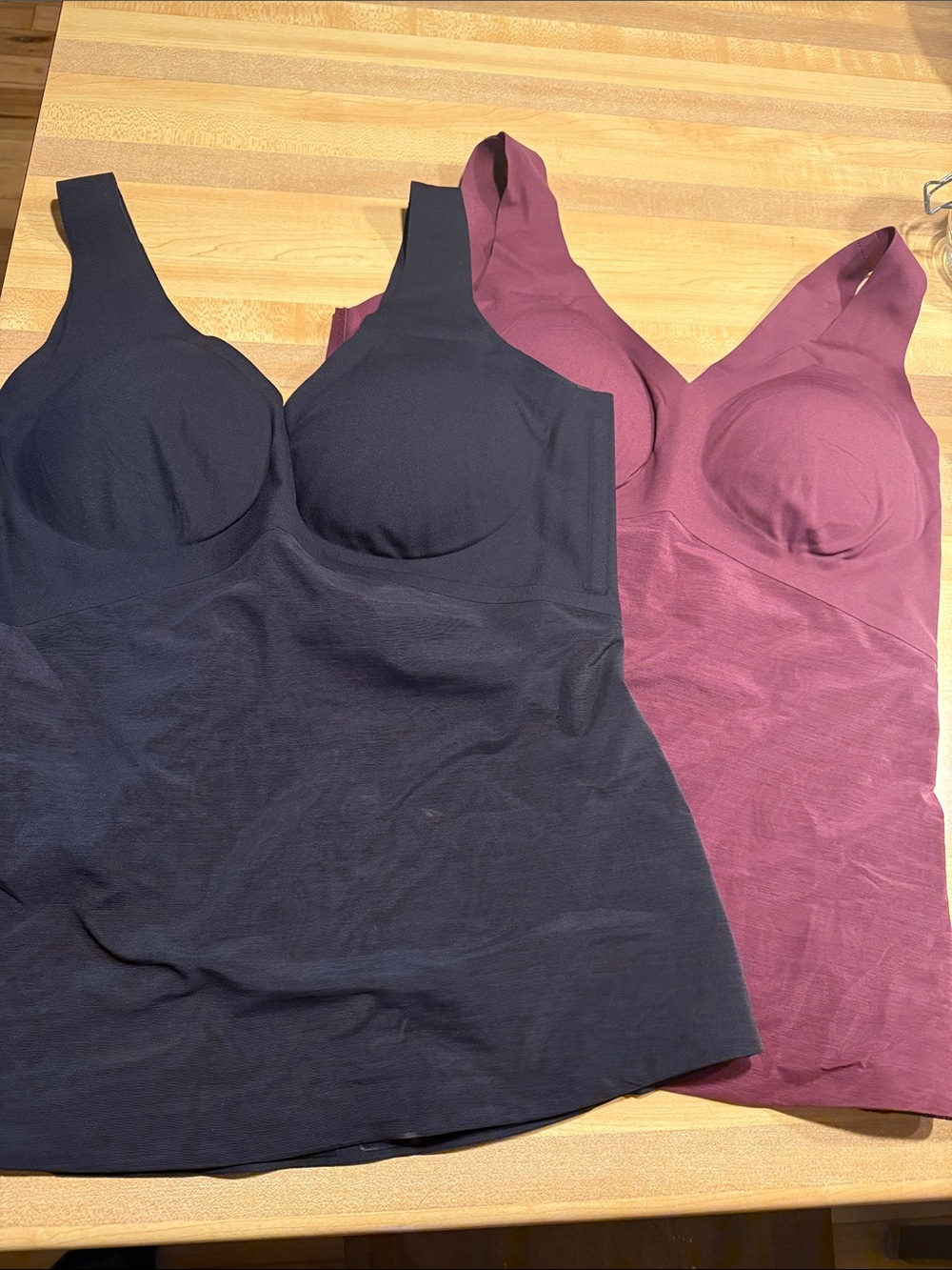 Honeylove Black & Deep burgundy Seamless Sculpting Tank Tops